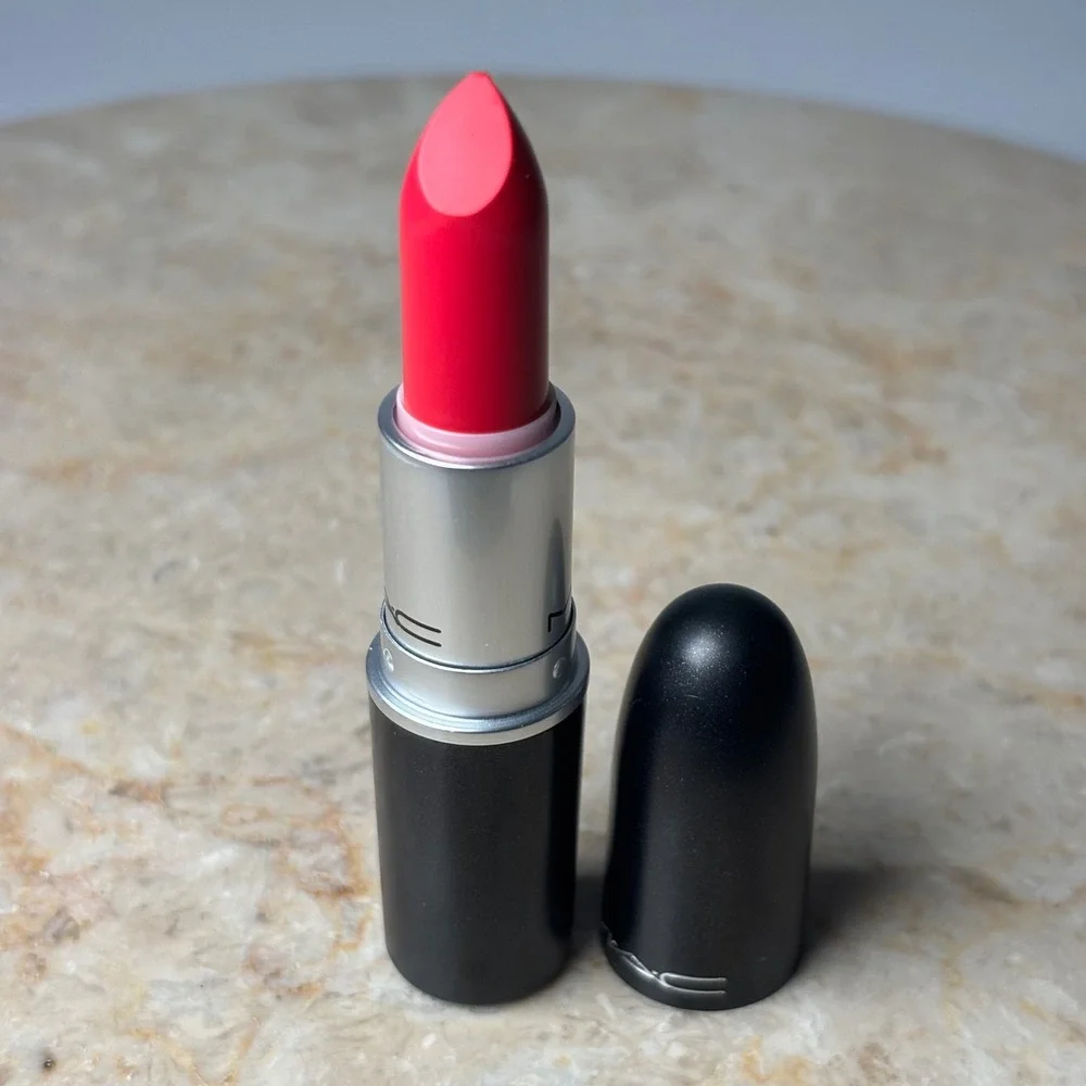 MAC Matte Lipstick Moxie A62 Full Size Bright Pink Red Bold Cosmetic Makeup